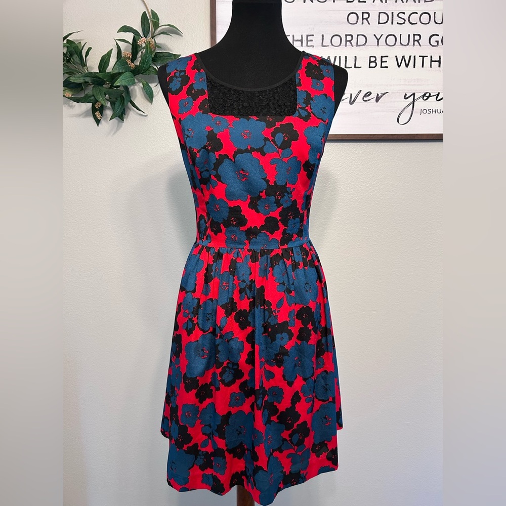 Kensie Red and Blue A-Line Midi Dress size L